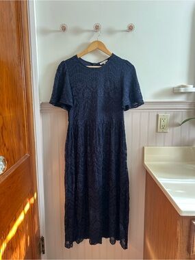 tea n rose Navy Floral Lace Midi Dress